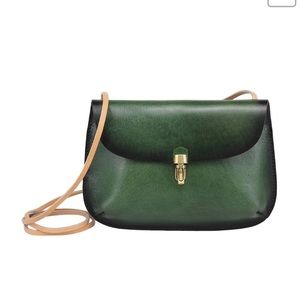 Old Trend Ada Crossbody